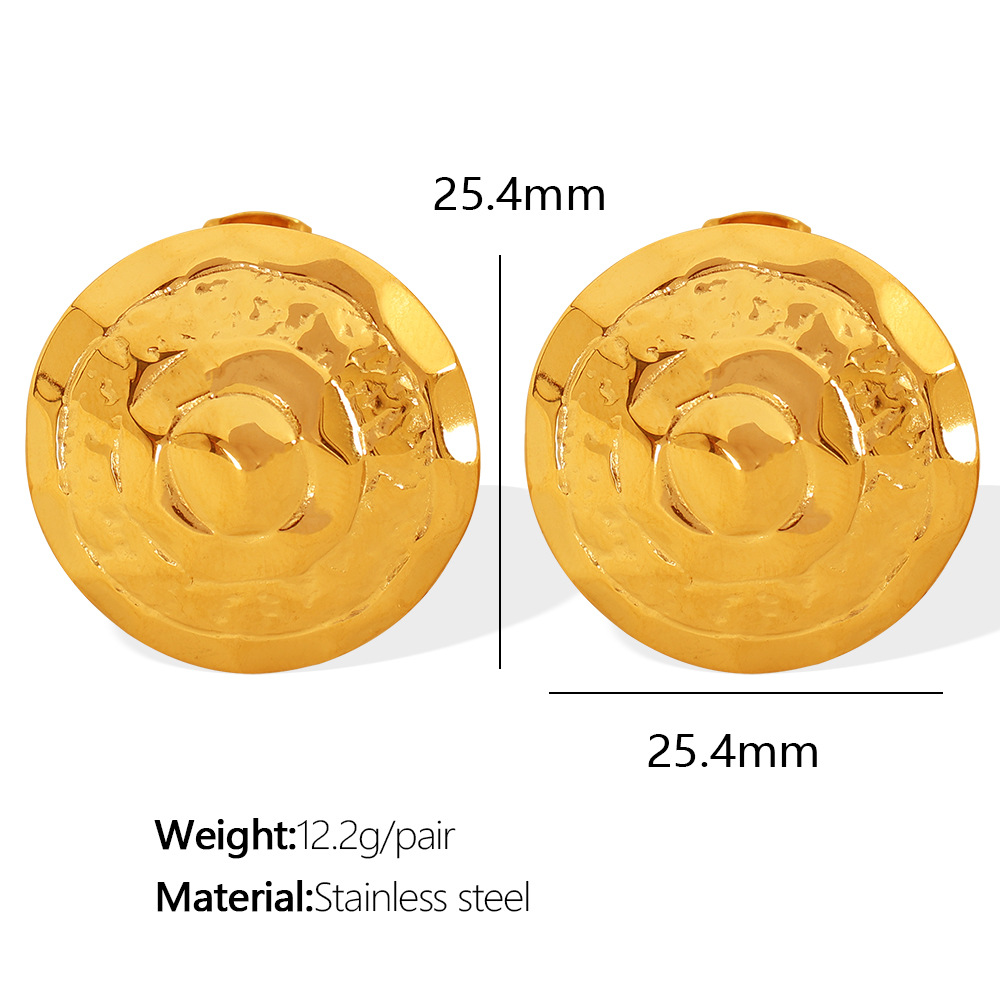 3:EH470 gold earrings