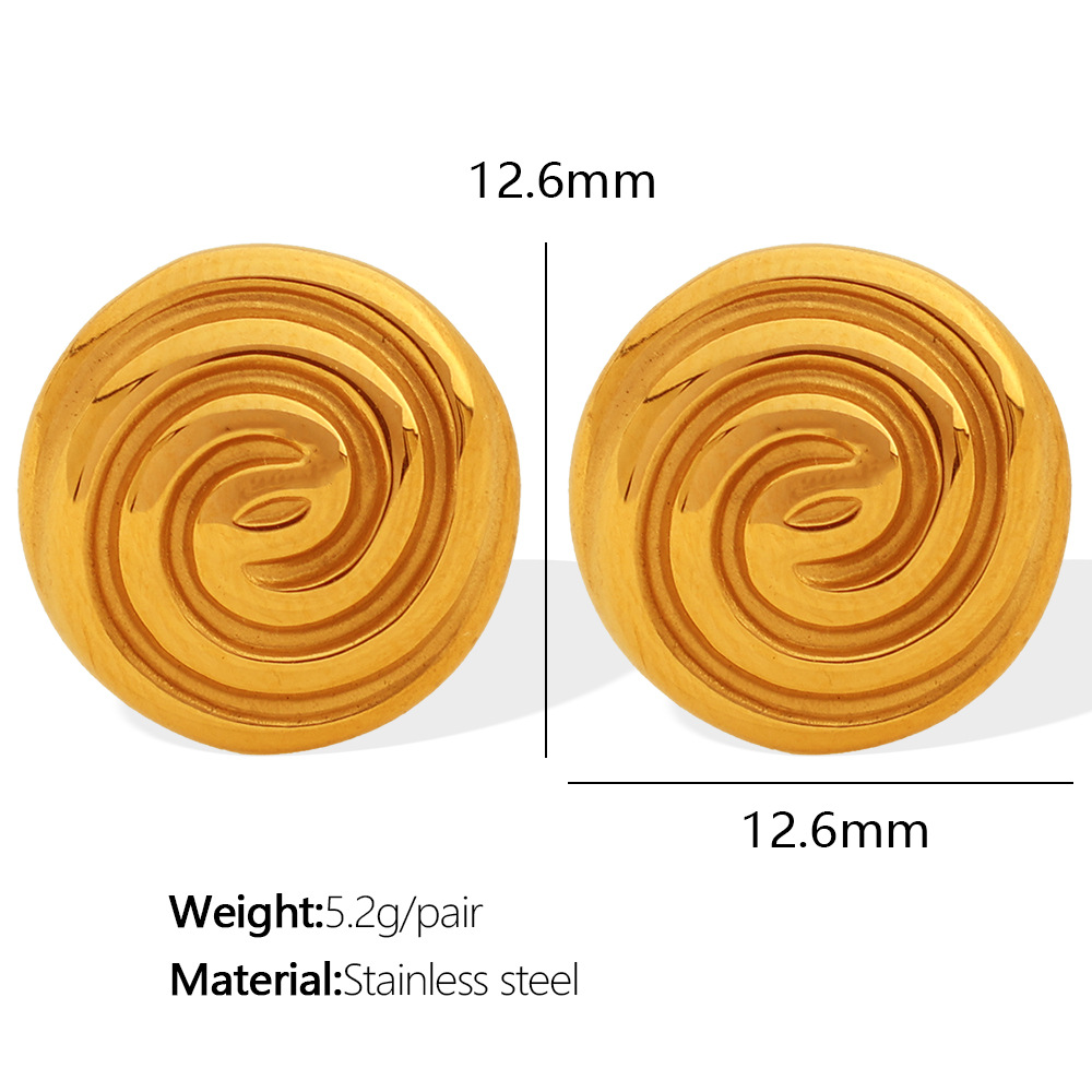 2:EH461 gold stud earrings