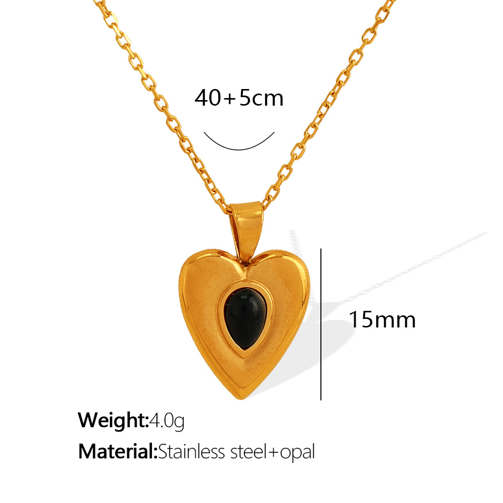 4:XL156 Black Cat's Eye Gold Necklace