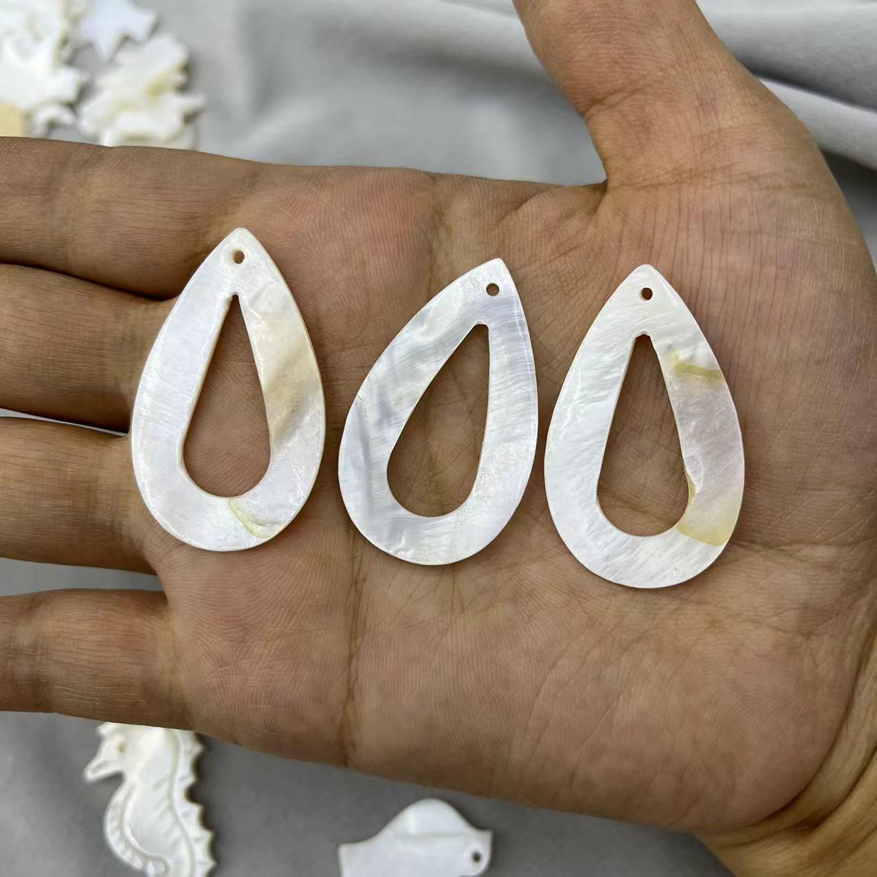 5:25*40mm hollow water drops