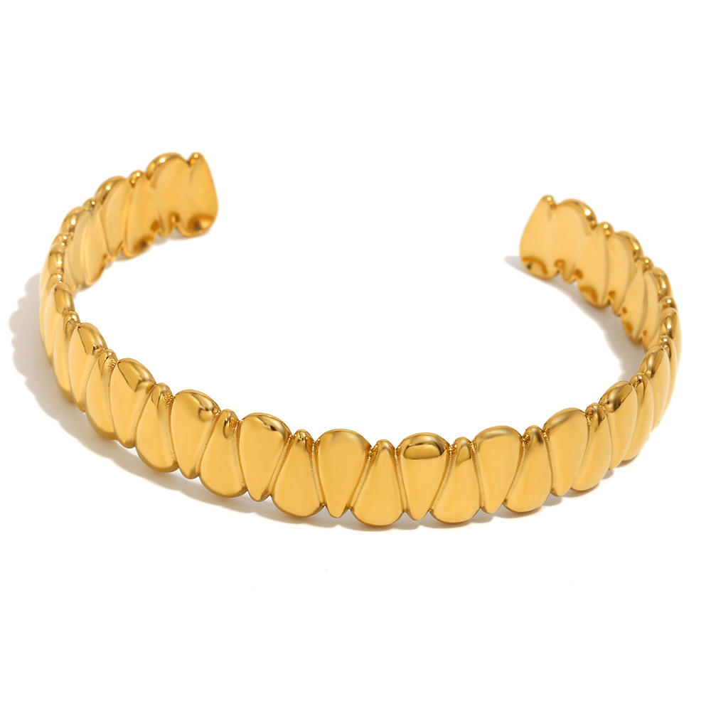1:Water drop bracelet-gold