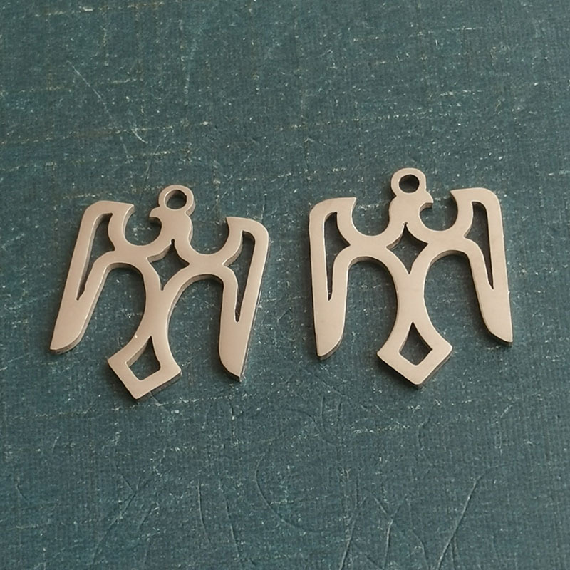 1:Silver pendant (763)