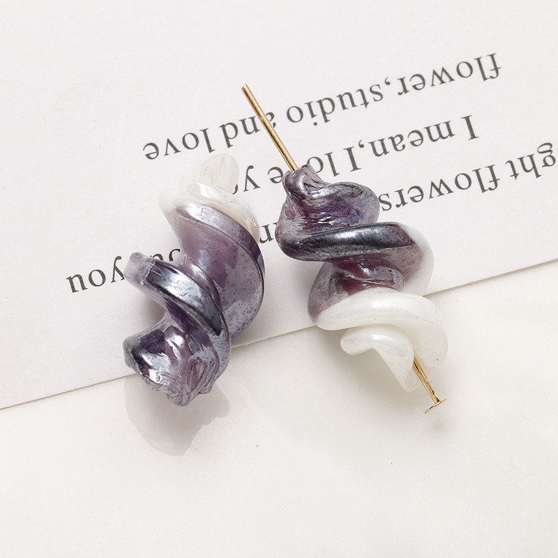 10:Dark purple one