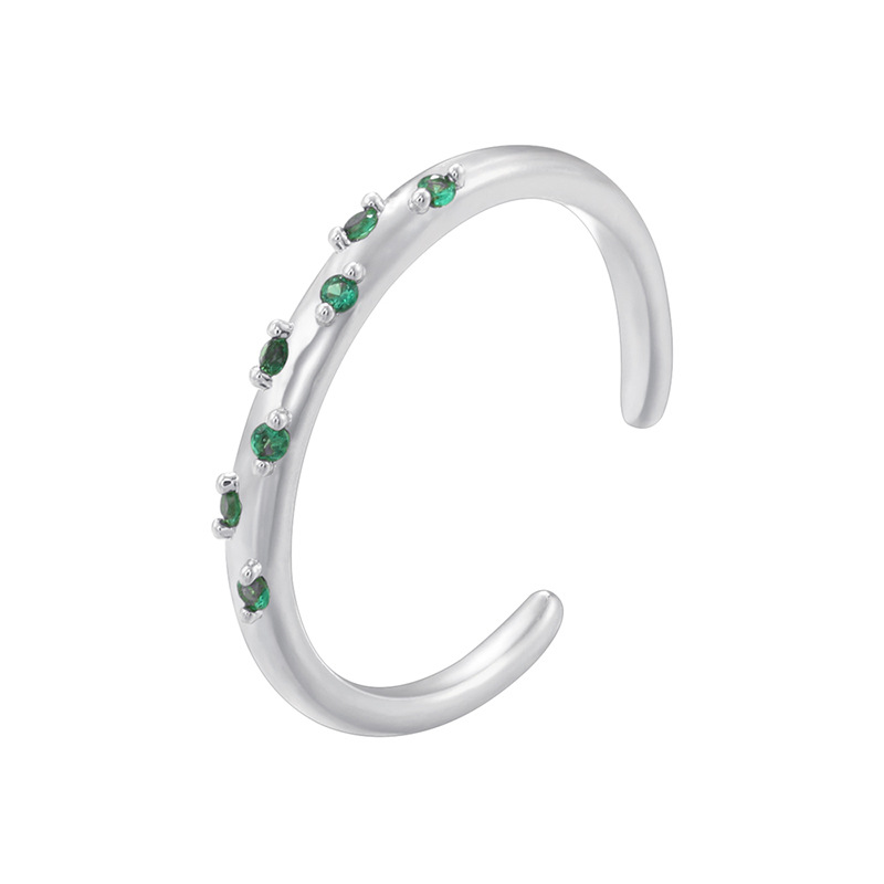 11:White gold green diamond ring