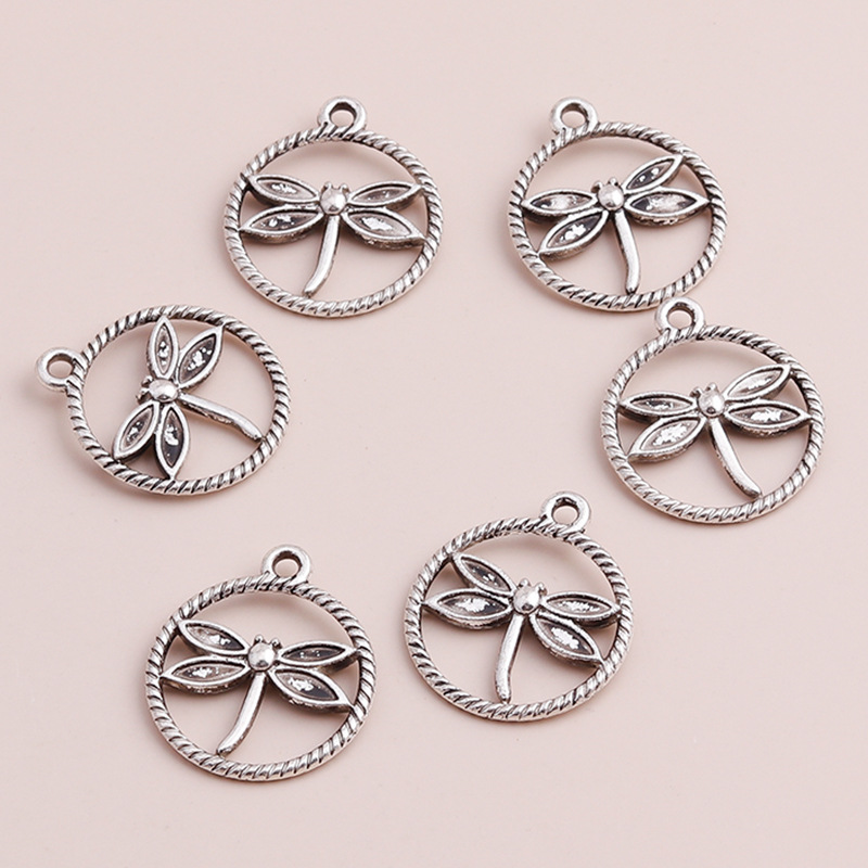 2:antique silver color
