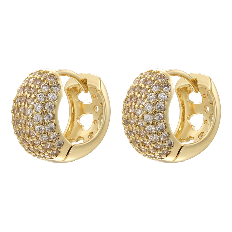 1:1 pair of golden white diamonds