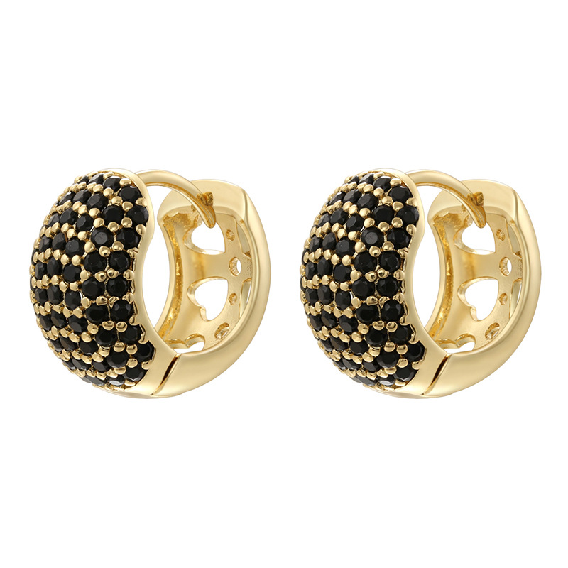 2:1 pair of golden black diamonds
