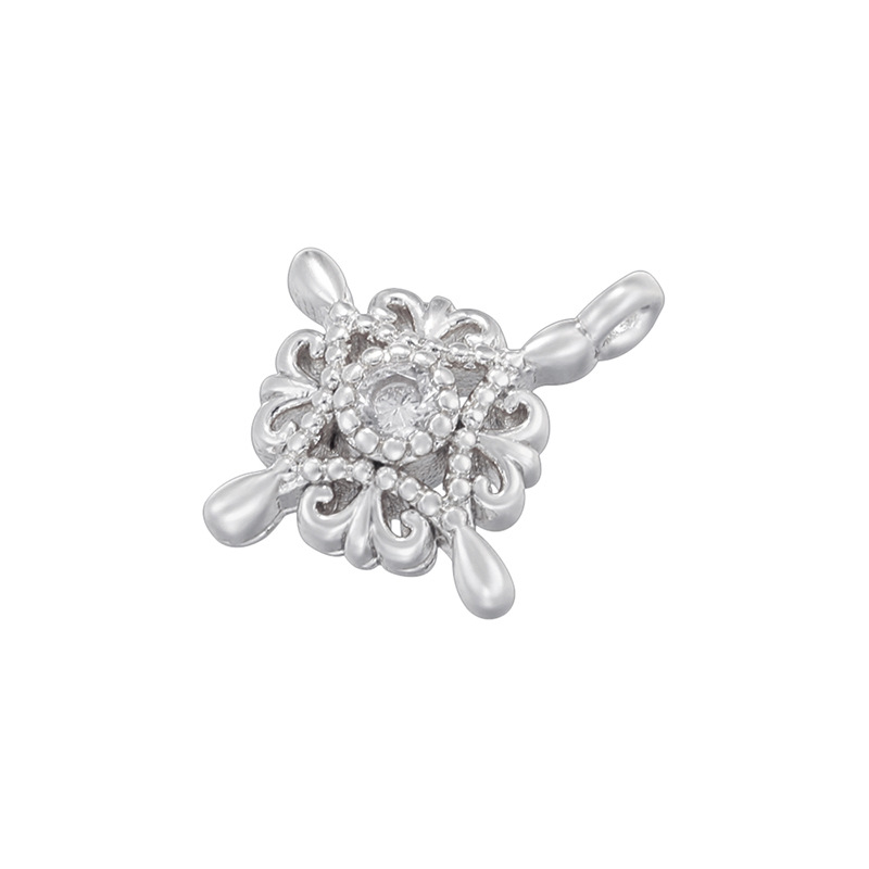 6:VD4 white gold white diamond pendant