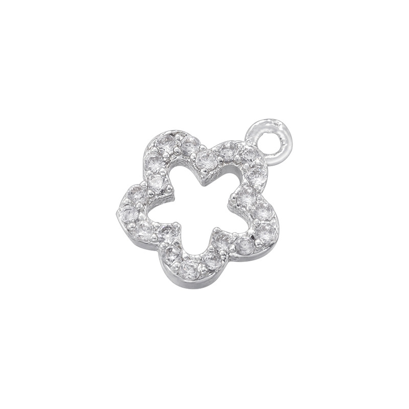 8:VD13 white gold white diamond pendant