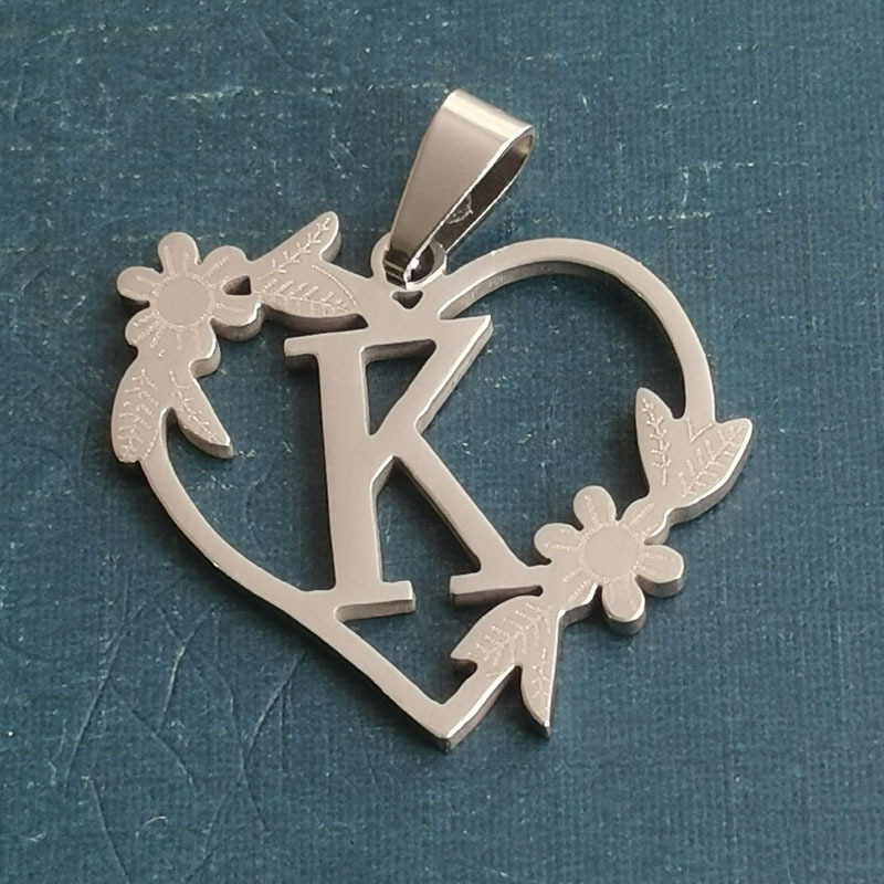 11:K silver pendant