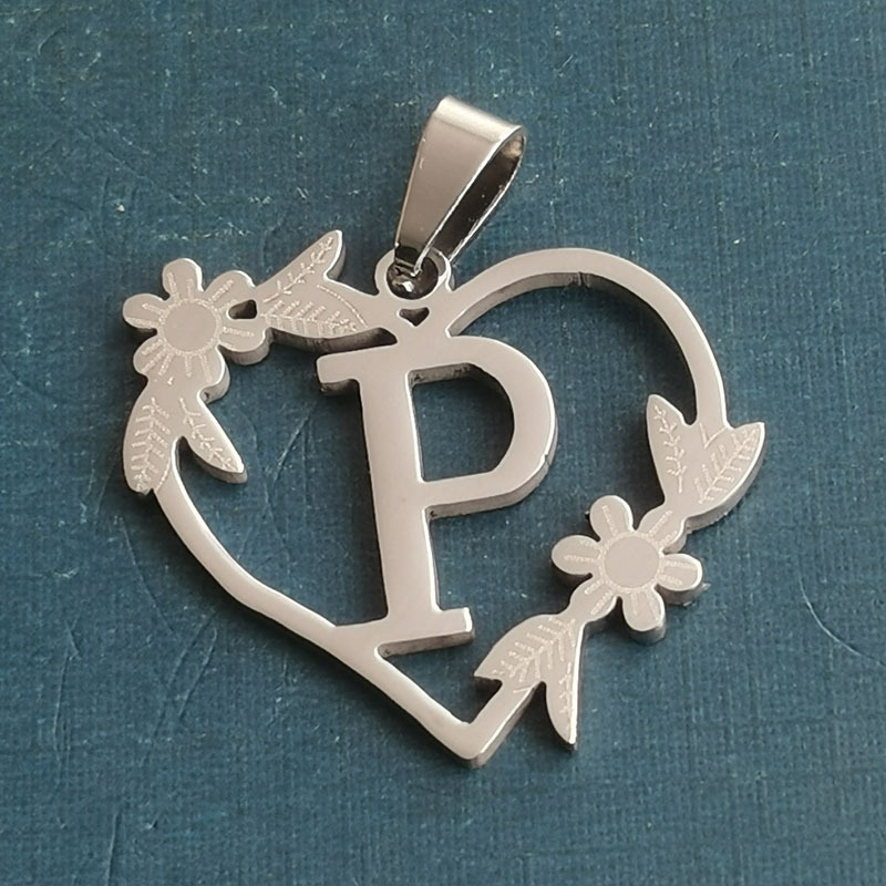 16:P silver pendant