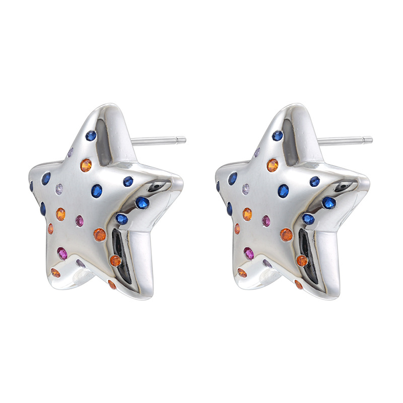 4:White gold colored diamond 1 pair