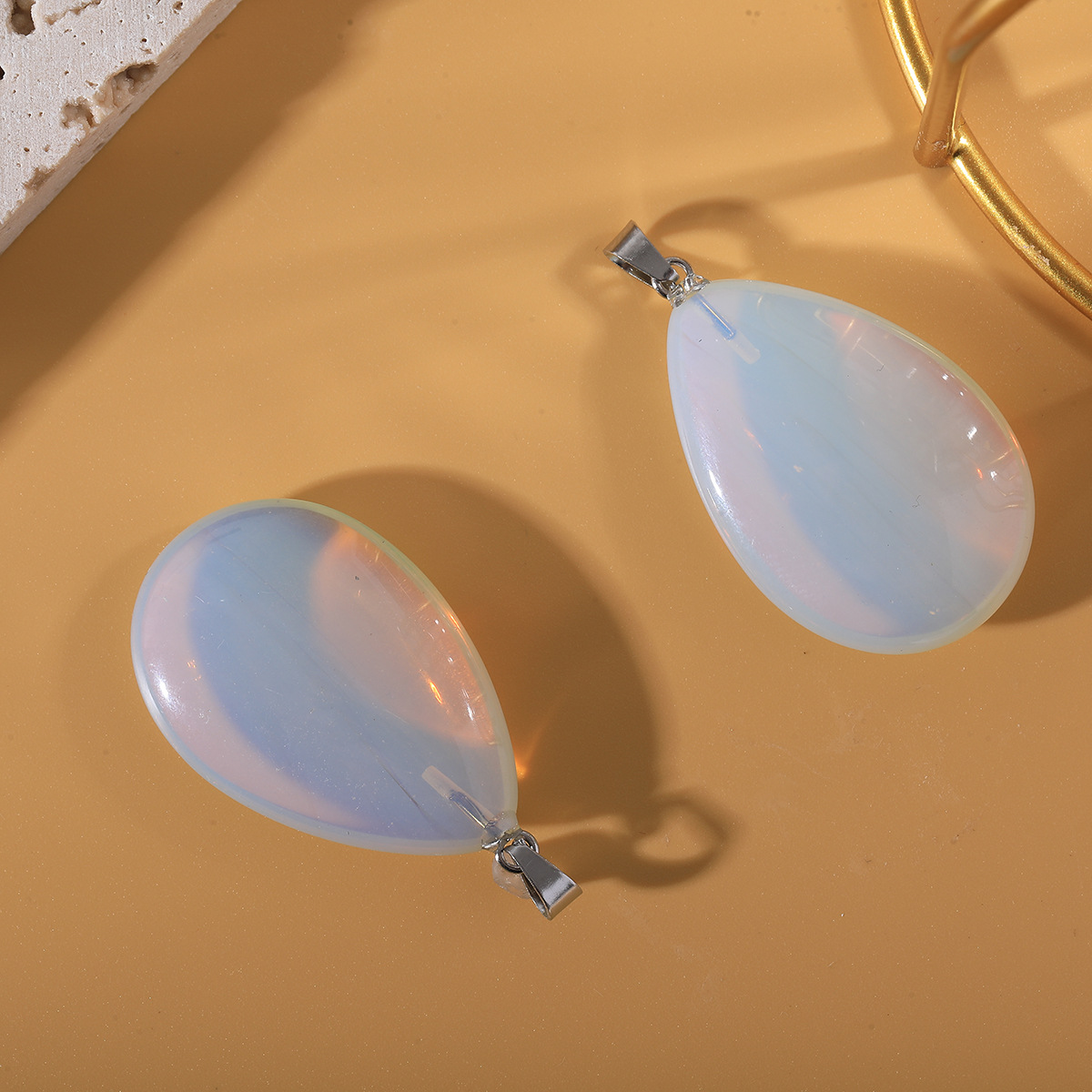 5:Synthetic opal (single)