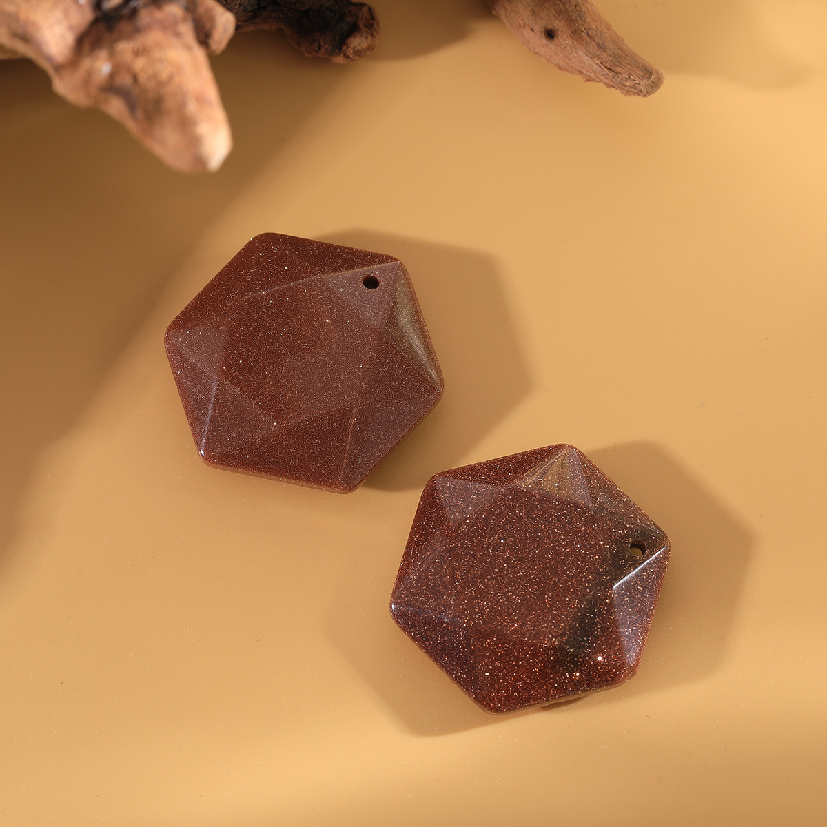 4:Gold sandstone (synthetic) (single)