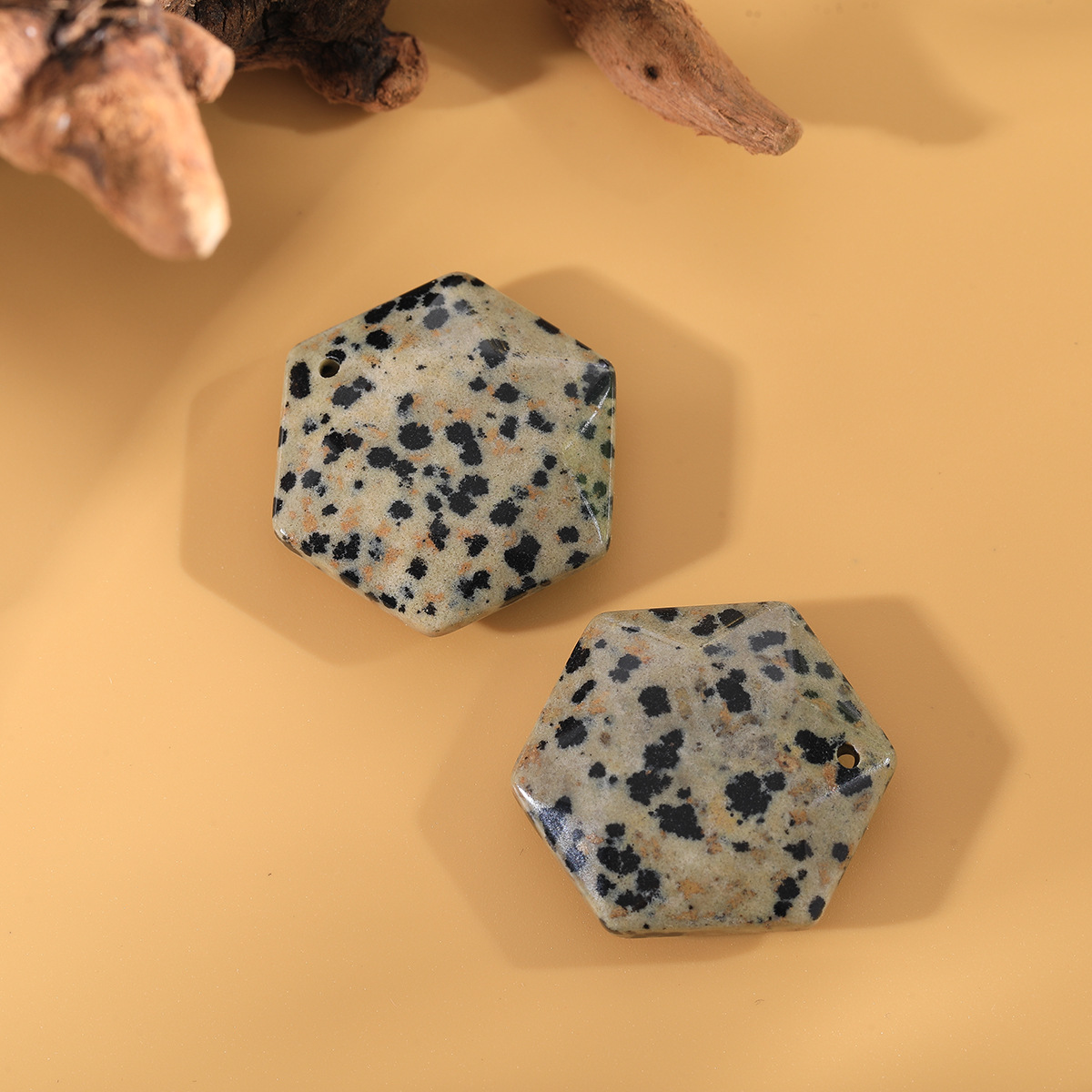 6:Spotted stone (single)