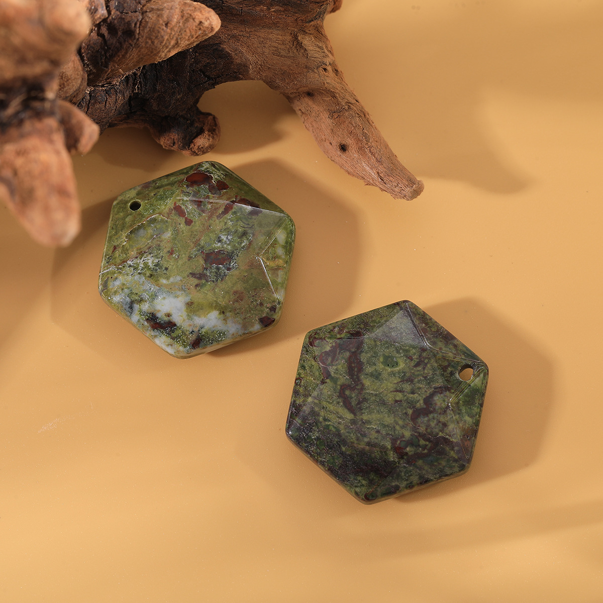 19:Dragon blood stone (single)