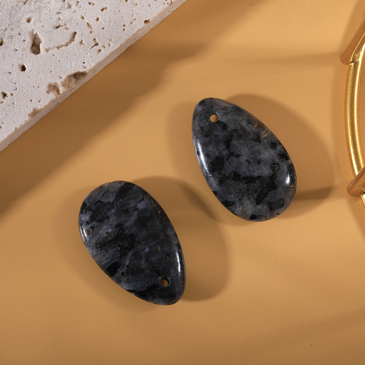 5:Black flash (single)