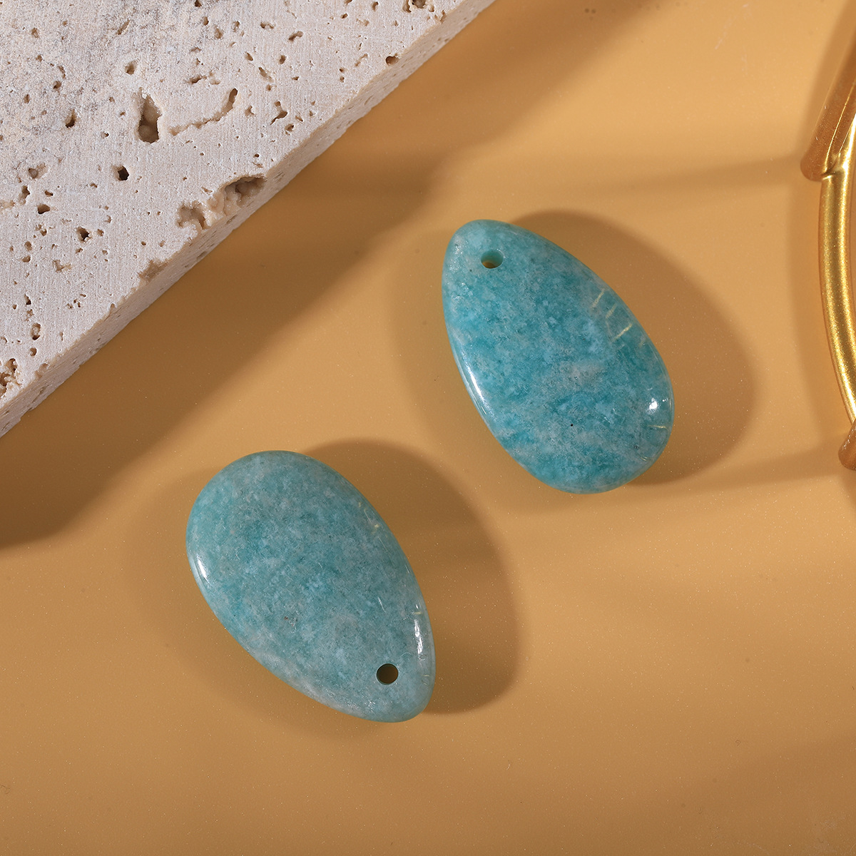 10:Amazonite (single)