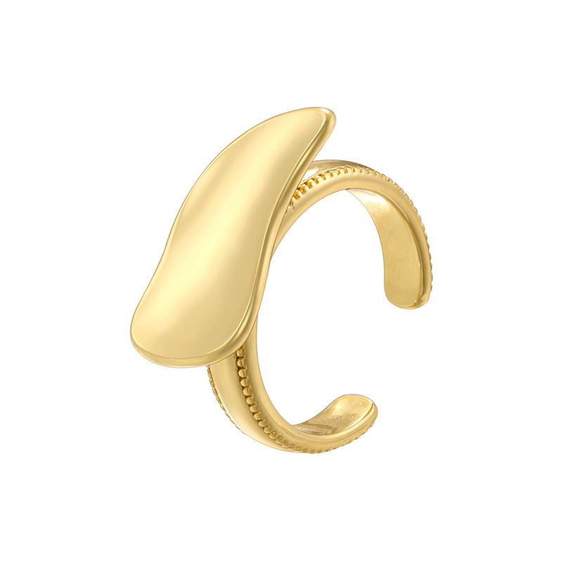 9:VJ662 Gold Ring
