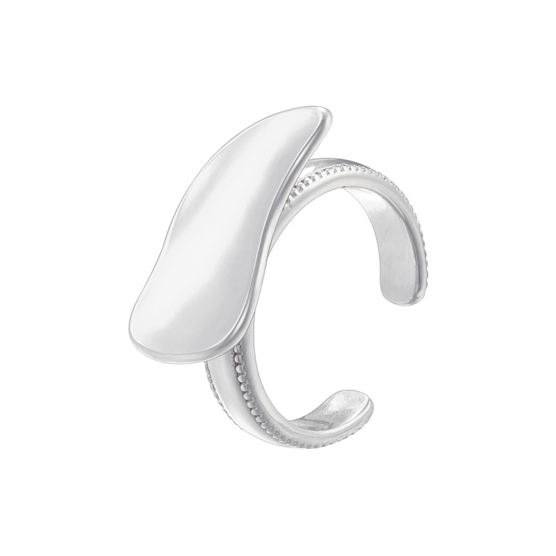 10:VJ662 White Gold Ring