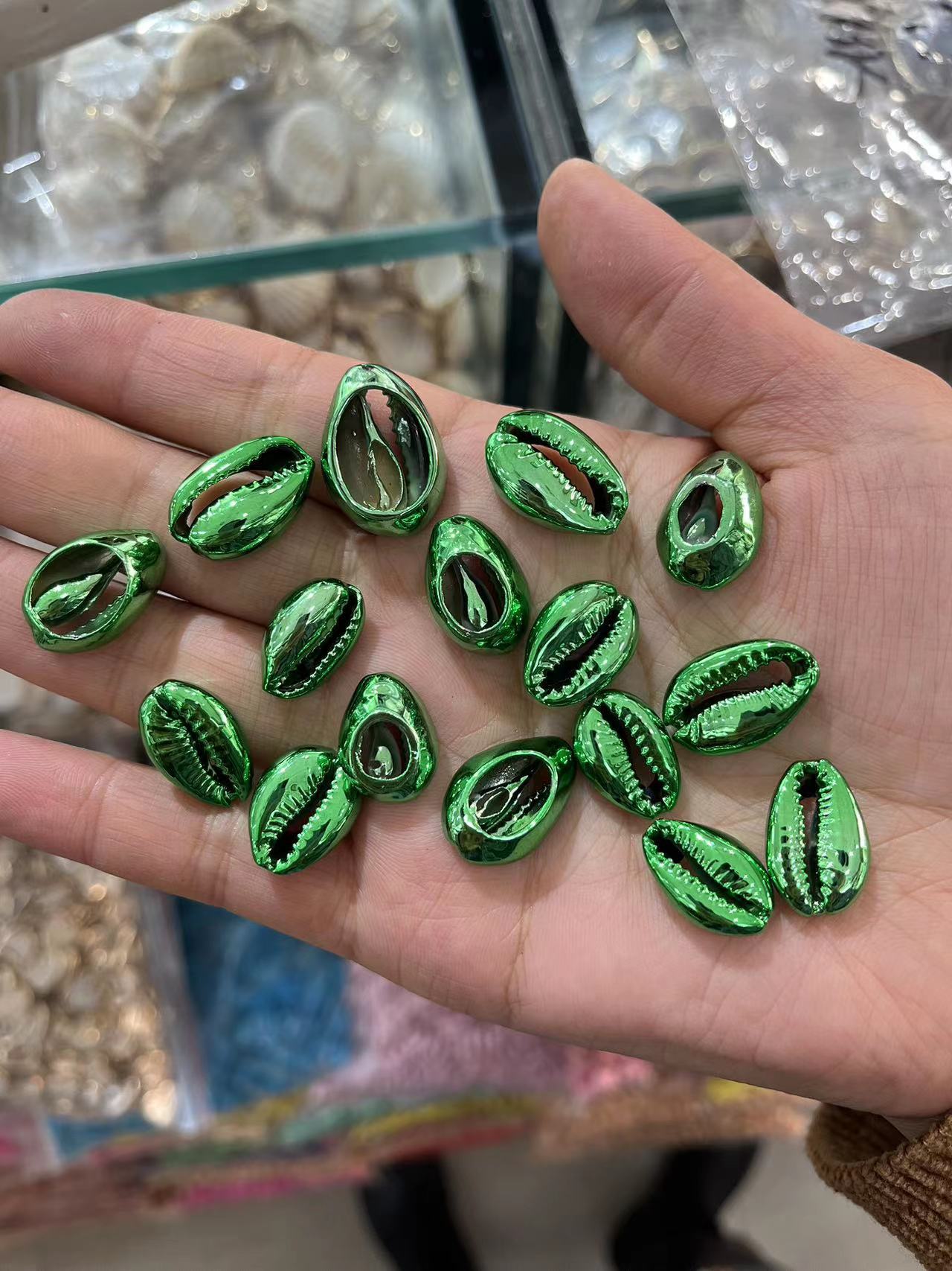 9 green