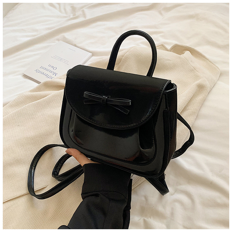 Black without pendant