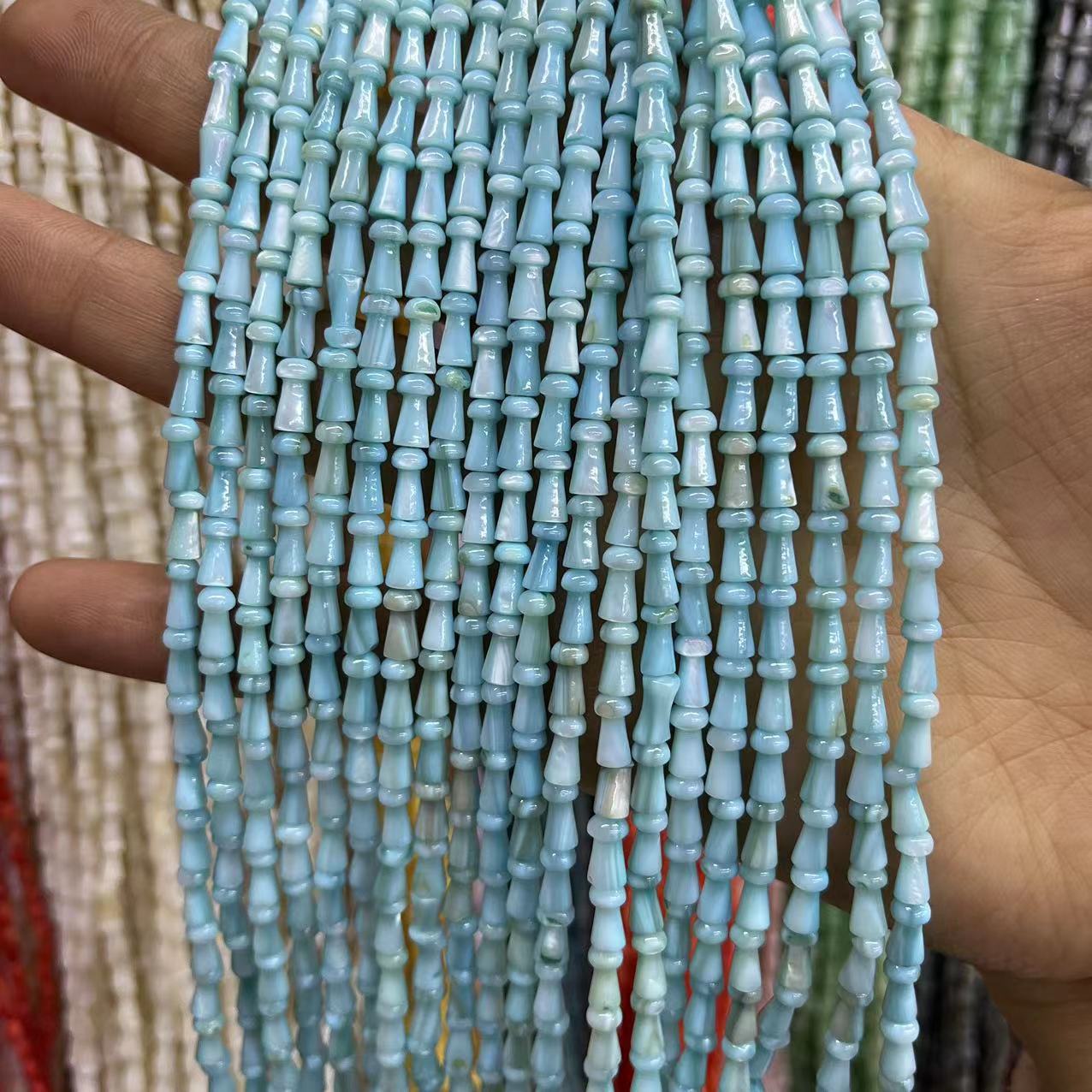 4 цвет голубое озеро