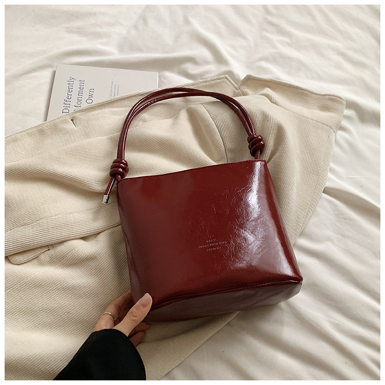 Red without pendants