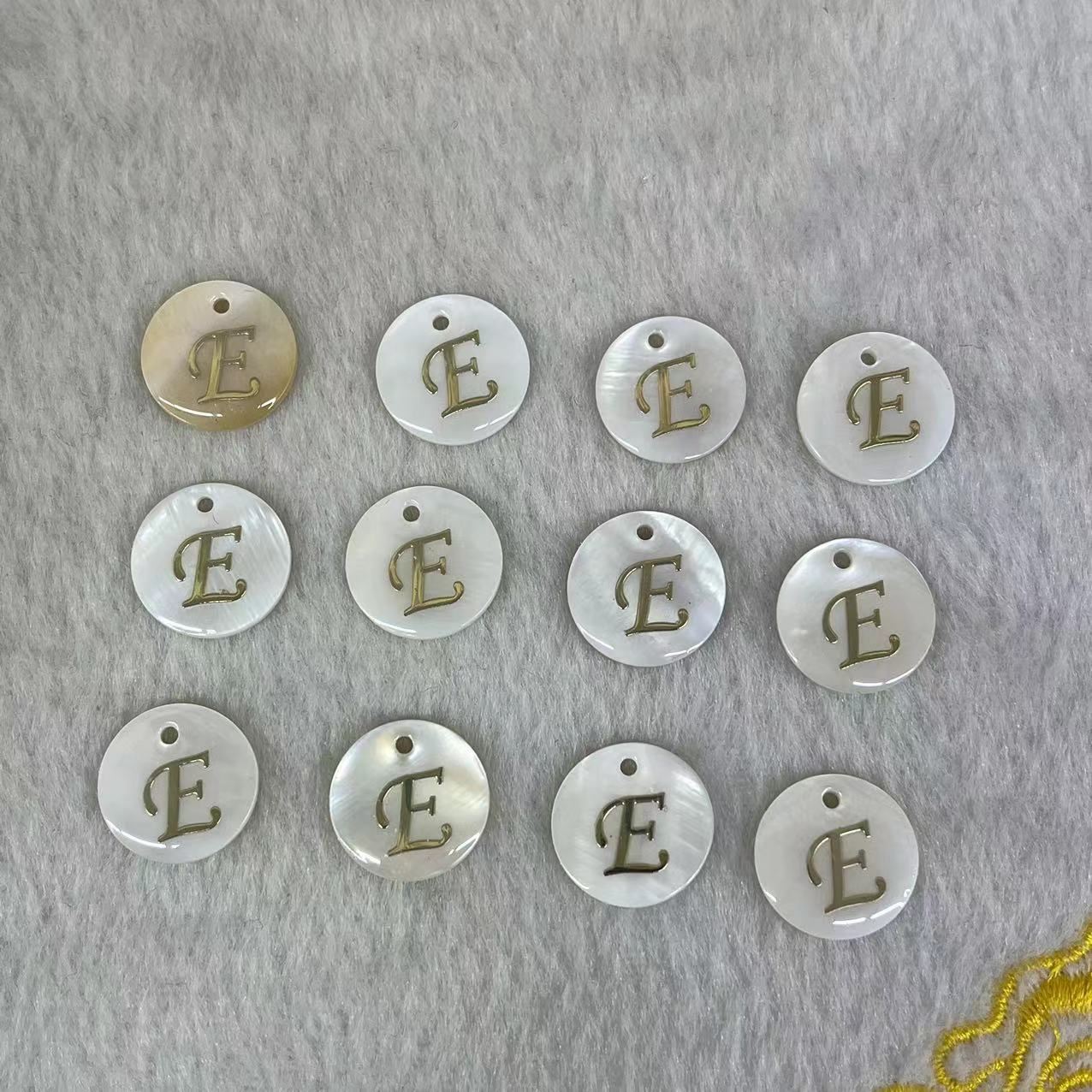 6:LEttEr E (10 piEcEs pEr bag)