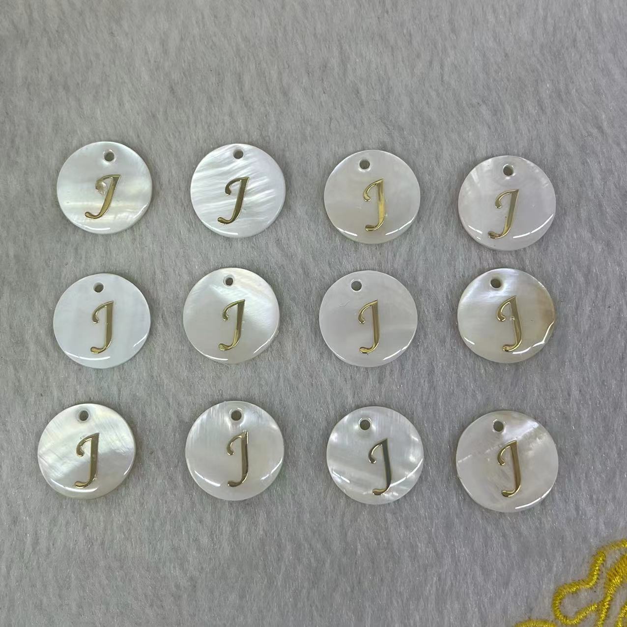 11:Letter J (10 pieces per bag)