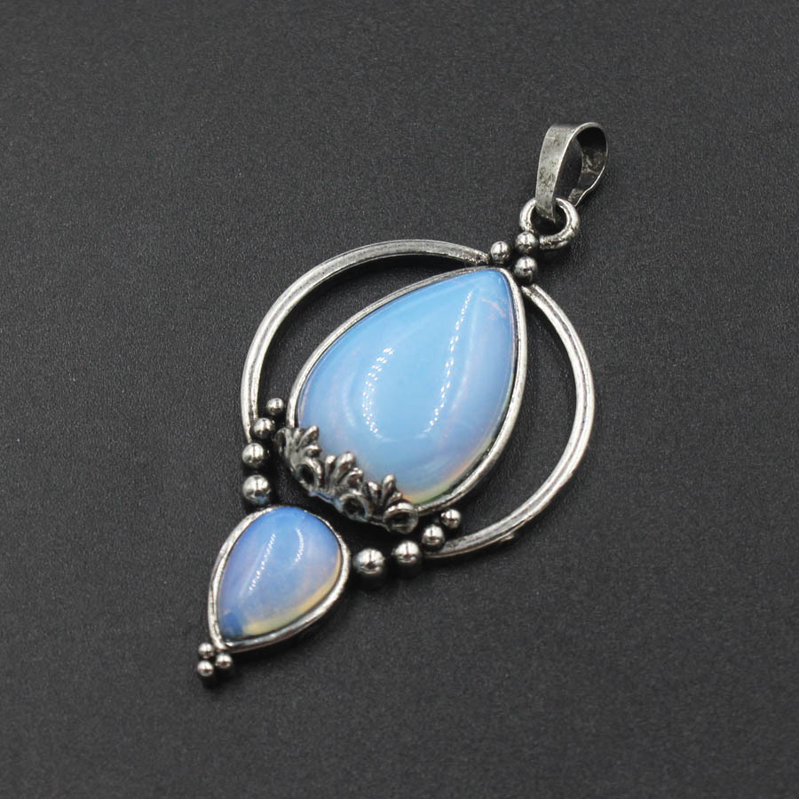 7:synthetic opal