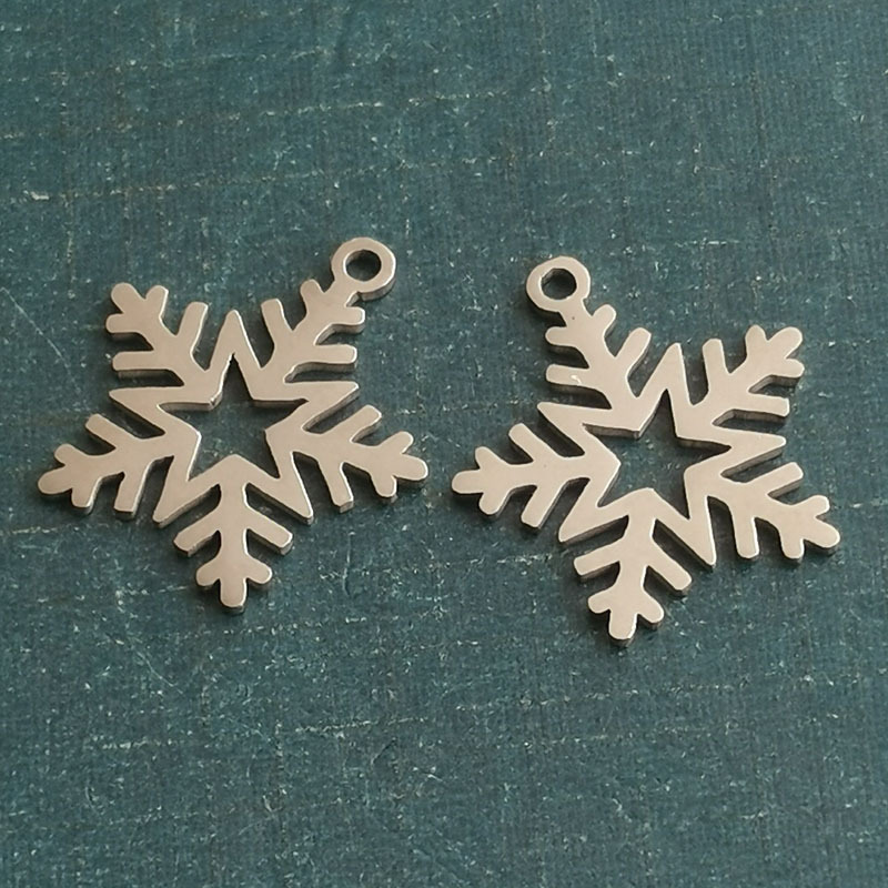 1:Silver pendant (781)