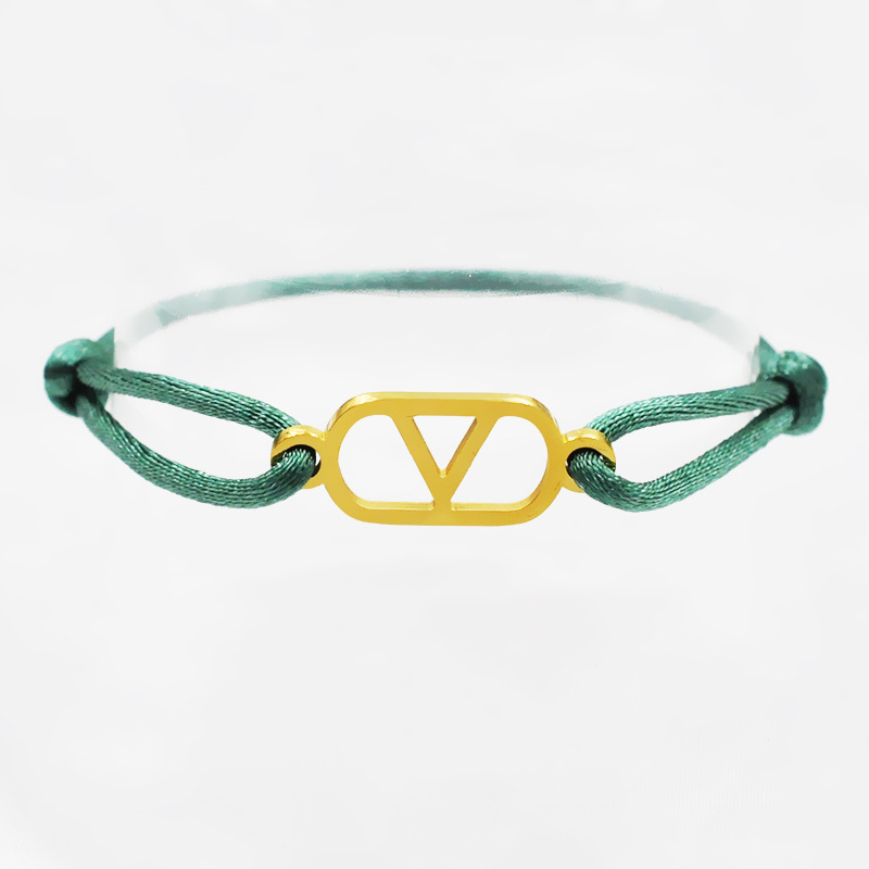 25:Green rope   gold accessories