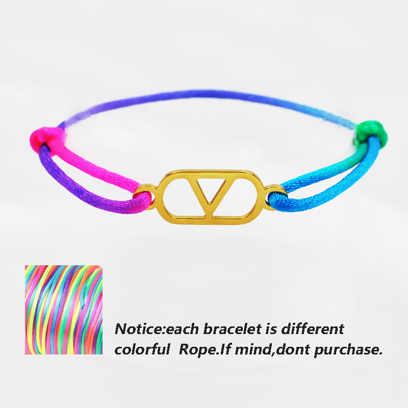 29:Colored rope   gold accessories