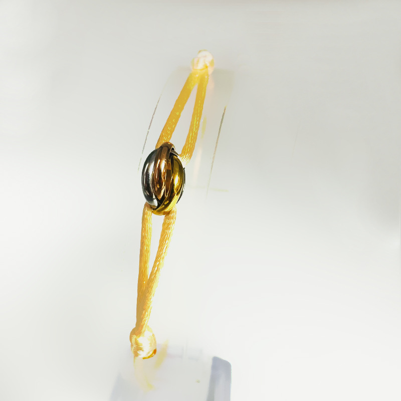 21:Beige tricolor accessories