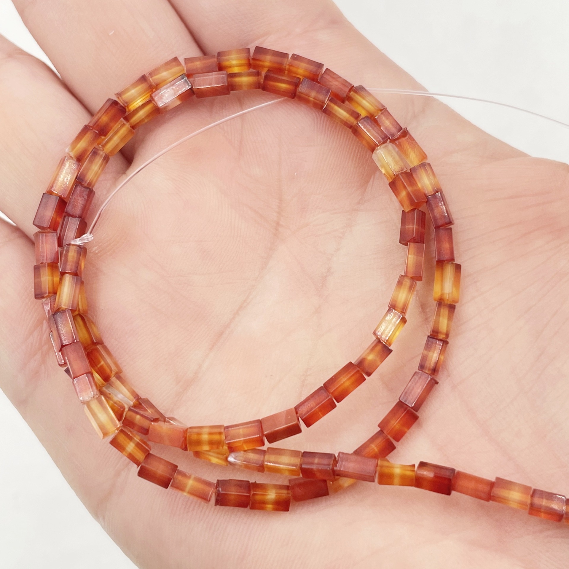 5:Red agate