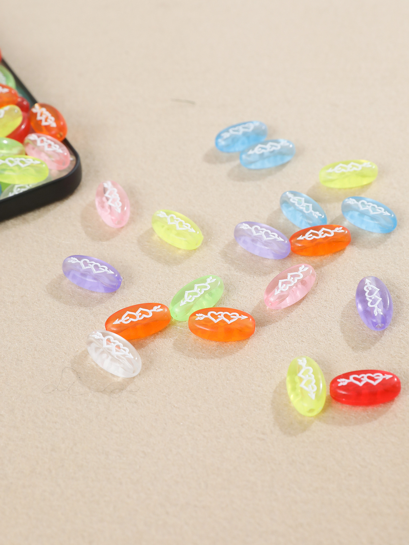 1:Transparent color and white thread