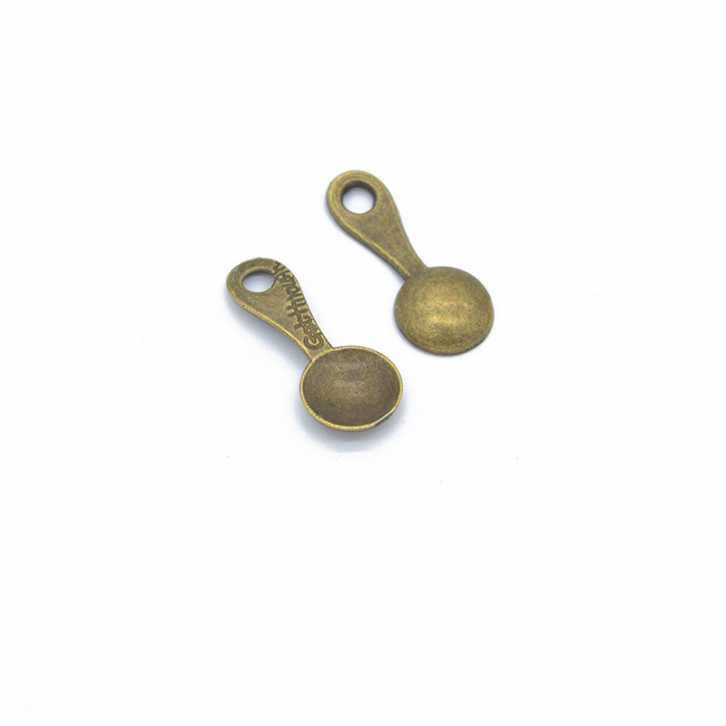 1:antique green spoon/30*12mm