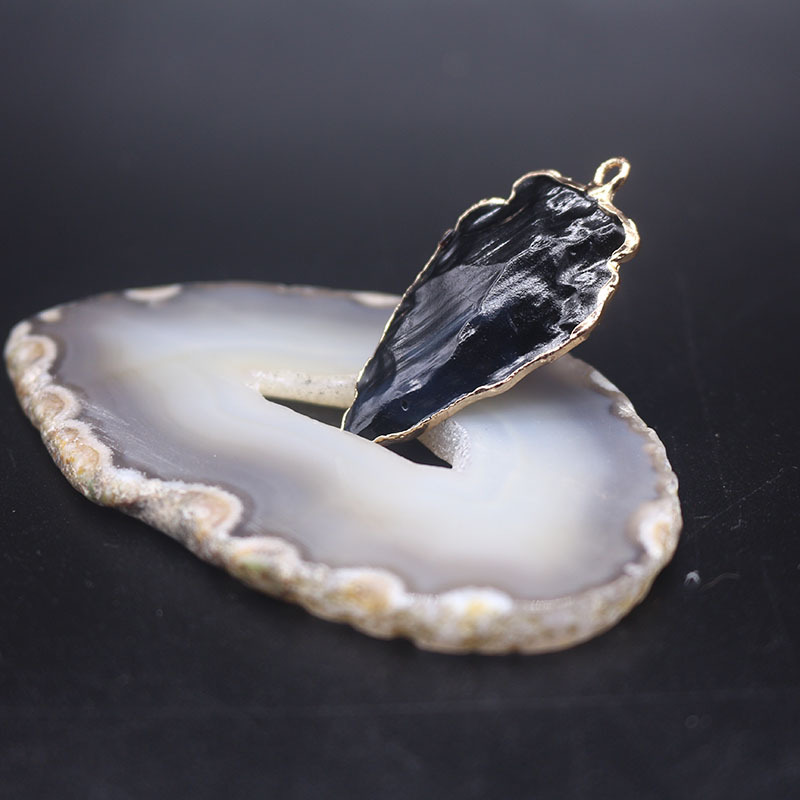 1:Obsidian [gilded edge]]
