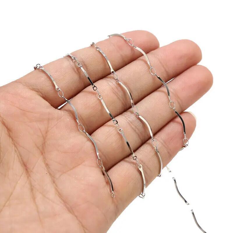 2:Steel-colored bent rod chain