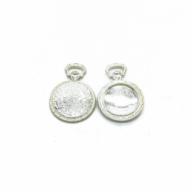 4 Licht Farbe: silber