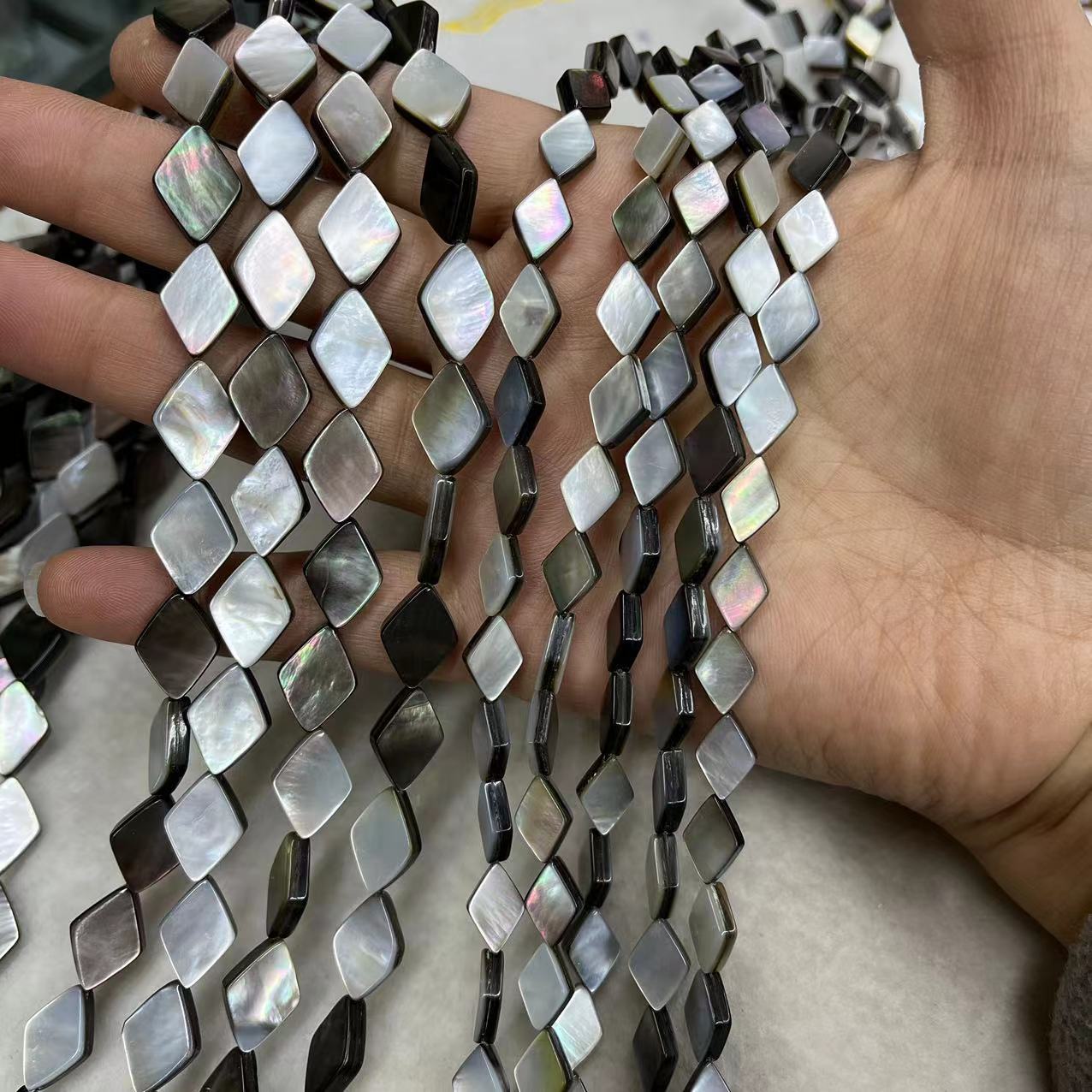 2:Diamond shape 10*15mm/about 27 pieces