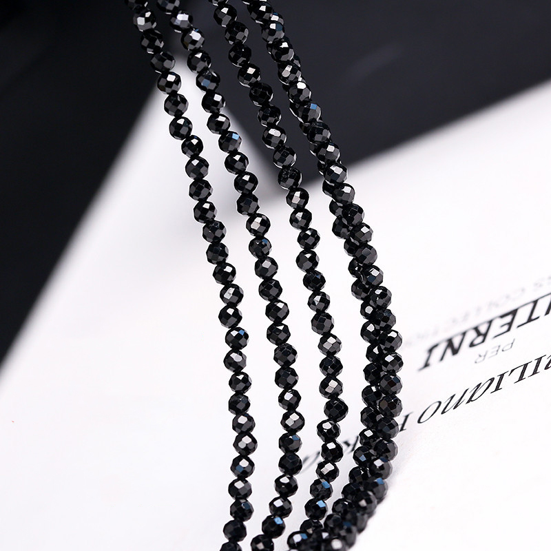 8:Black spinel 5mm each