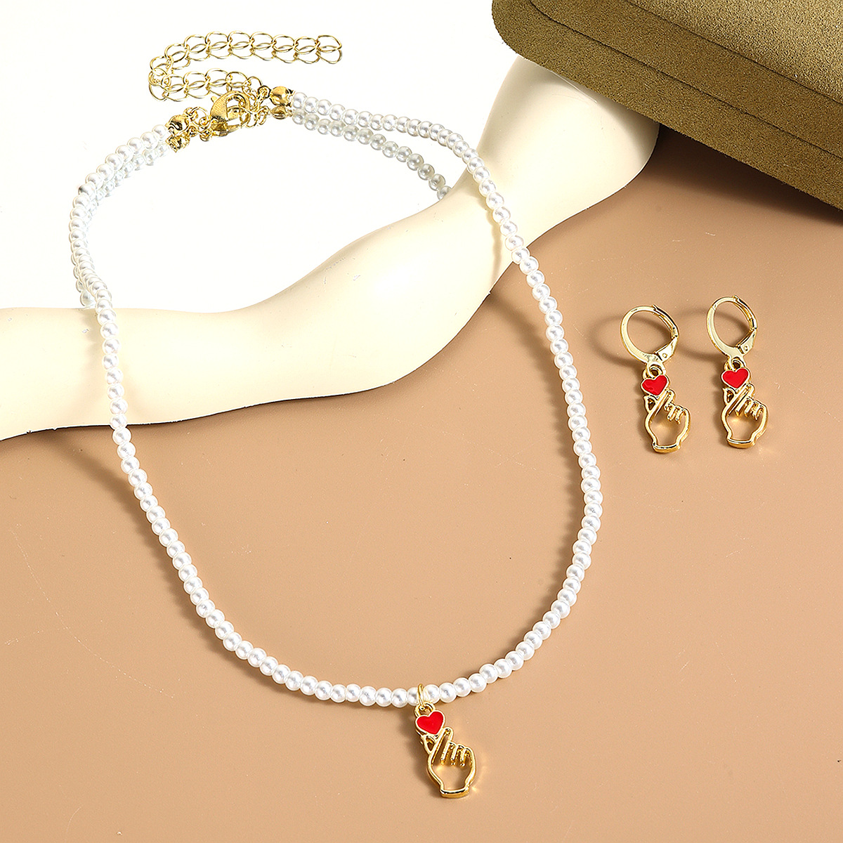15:N2411-25t2 bixin earrings necklace set