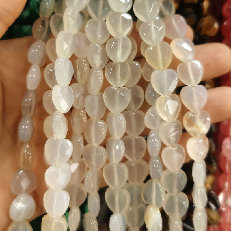 2:White agate