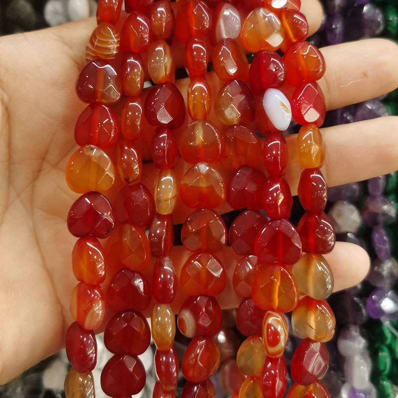 13:Red agate