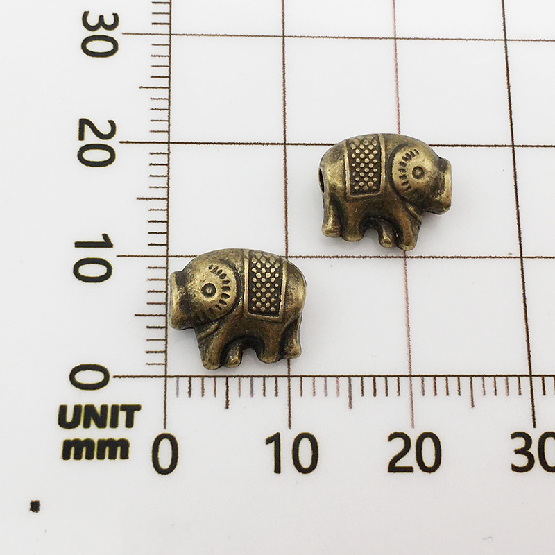 1:10135-antique bronze elephant-9x11-1.5mm