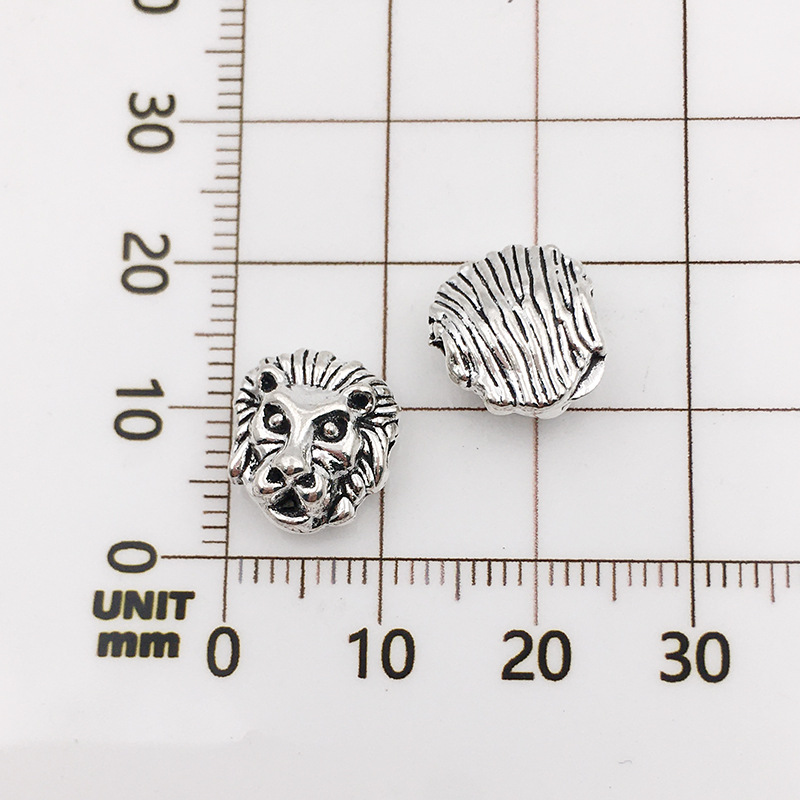 8:10119-antique silver lion head-10x12-1.5mm