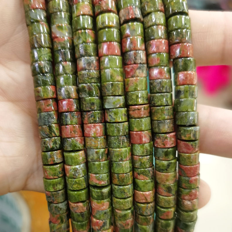 18:18-flower green stone