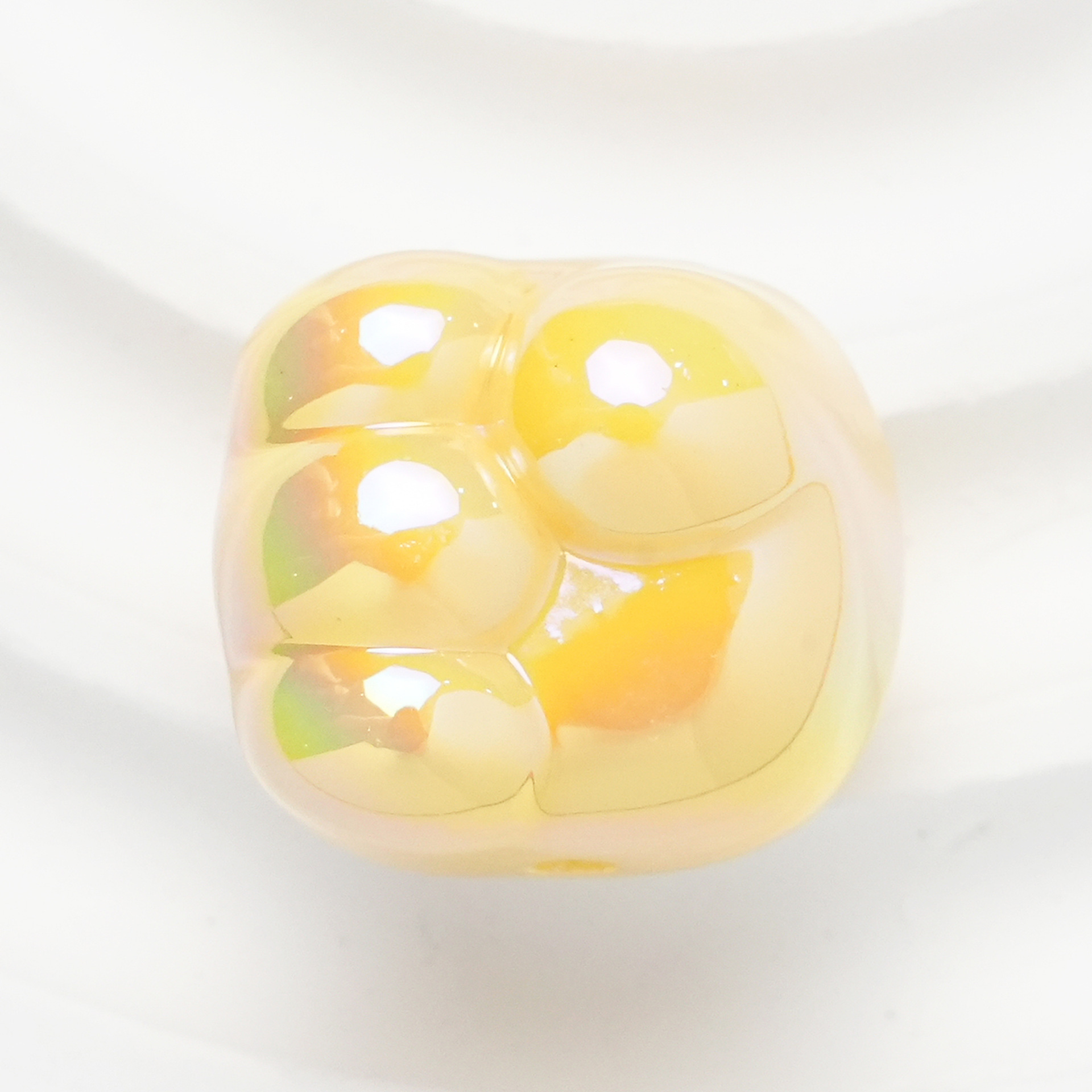 7:Milky yellow